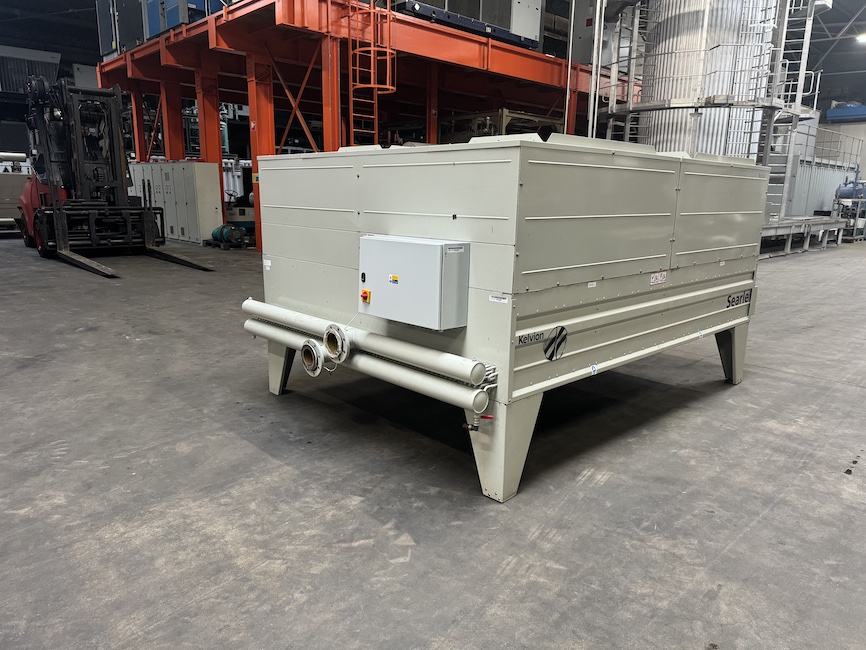 Foto 1. Kelvion-198kw dry cooler.jpg